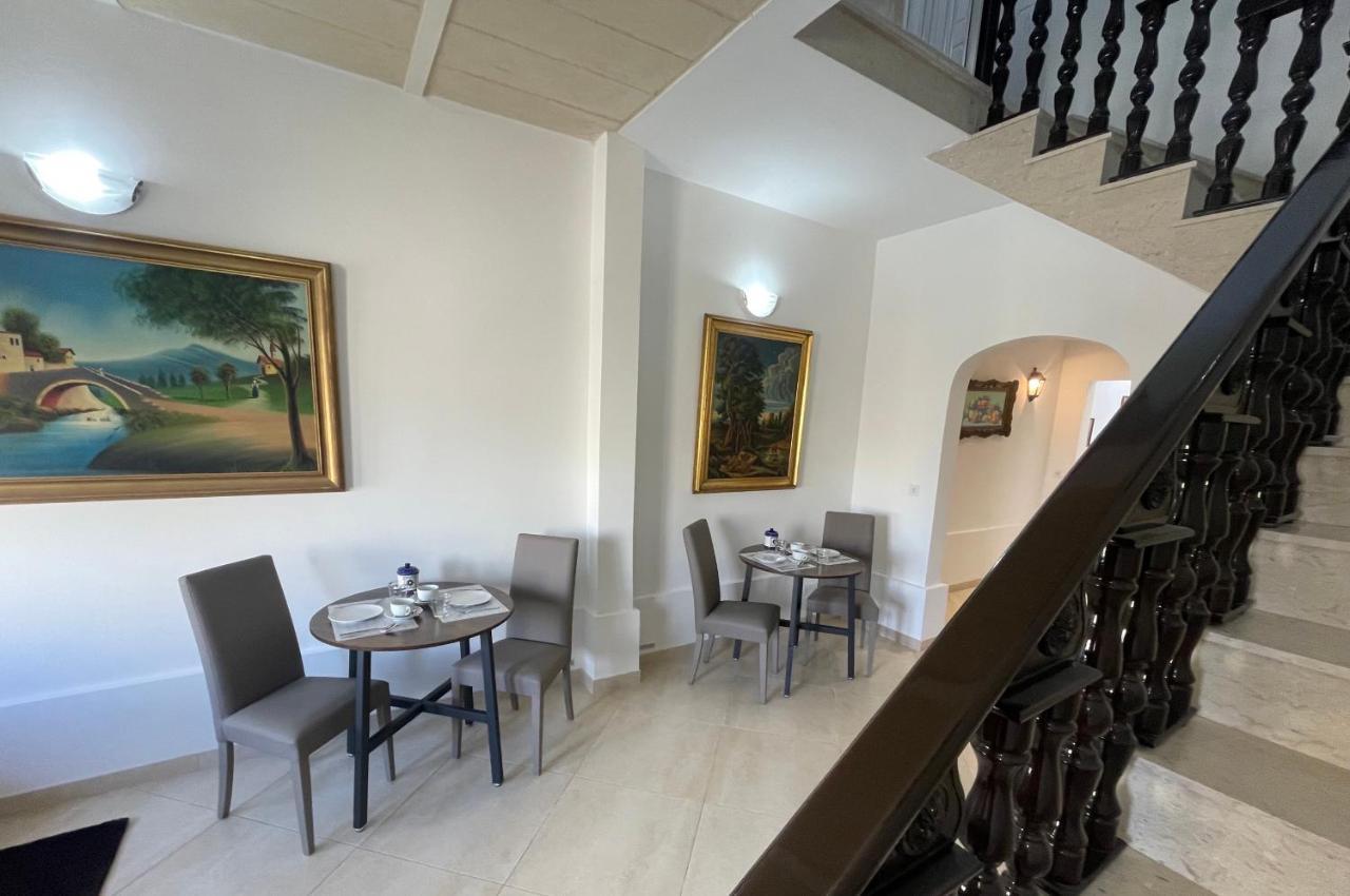 Bed and Breakfast Alina Boutique Living Victoria Esterno foto
