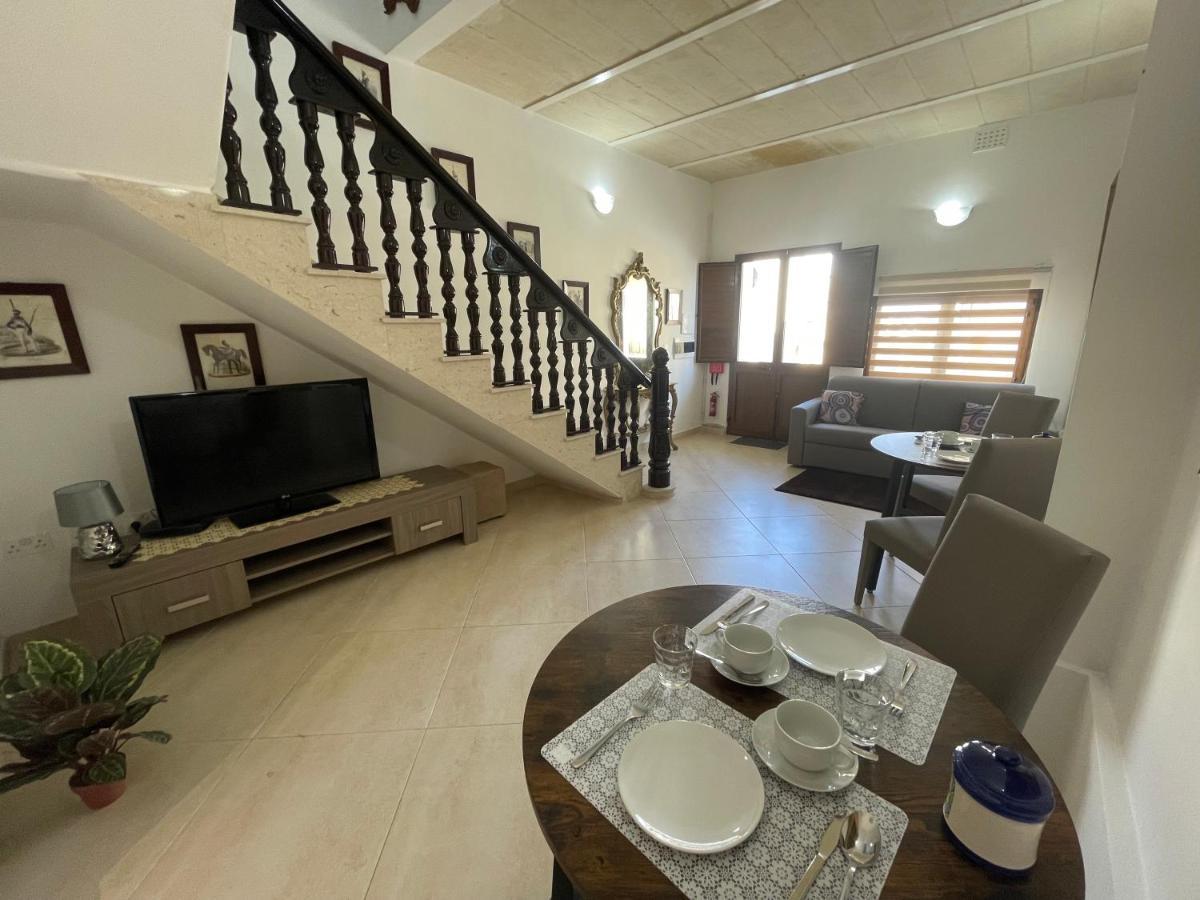 Bed and Breakfast Alina Boutique Living Victoria Esterno foto