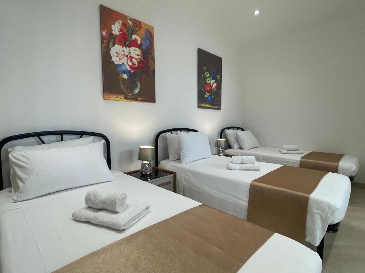 Bed and Breakfast Alina Boutique Living Victoria Esterno foto